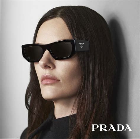 prada zonnebrillen 2017|Prada Sunglasses 2017 Fall/Winter Collection.